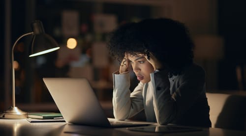 4 Steps to Overcoming Impostor Syndrome in the Workplace