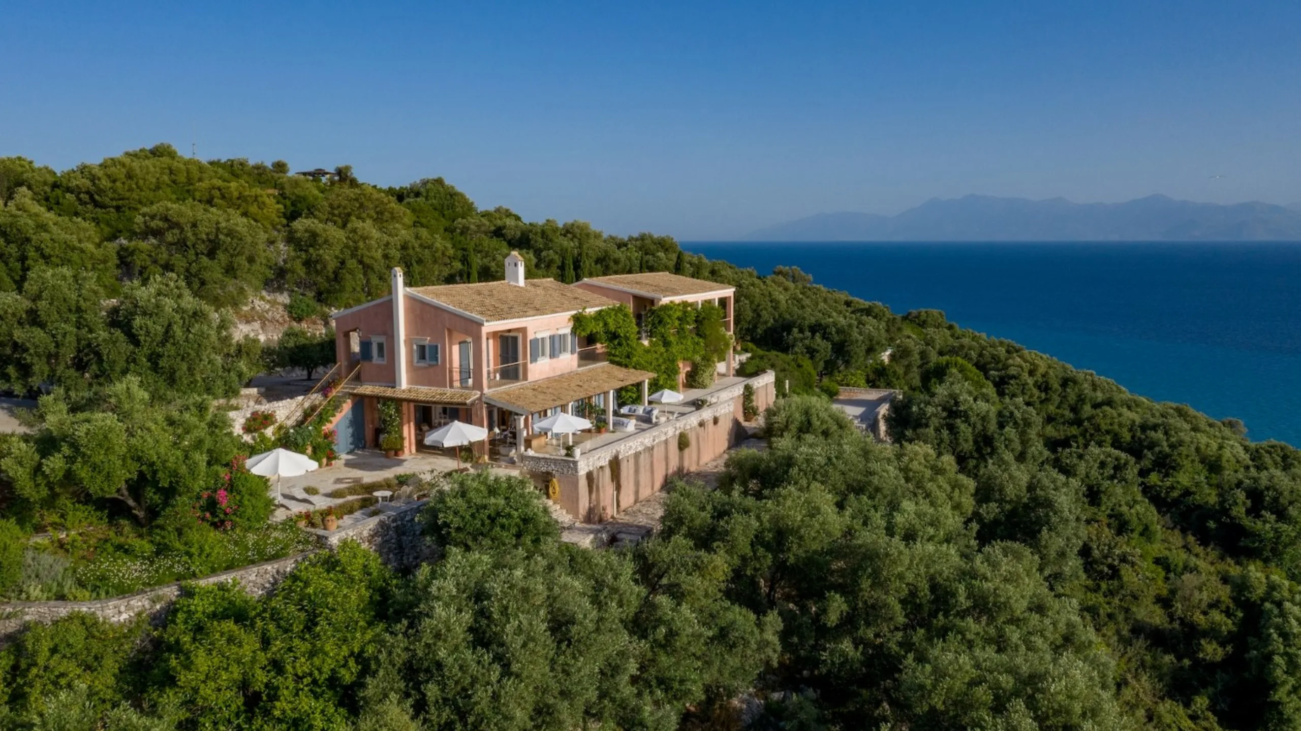 7 bedroom estate for sale in Kassiopi