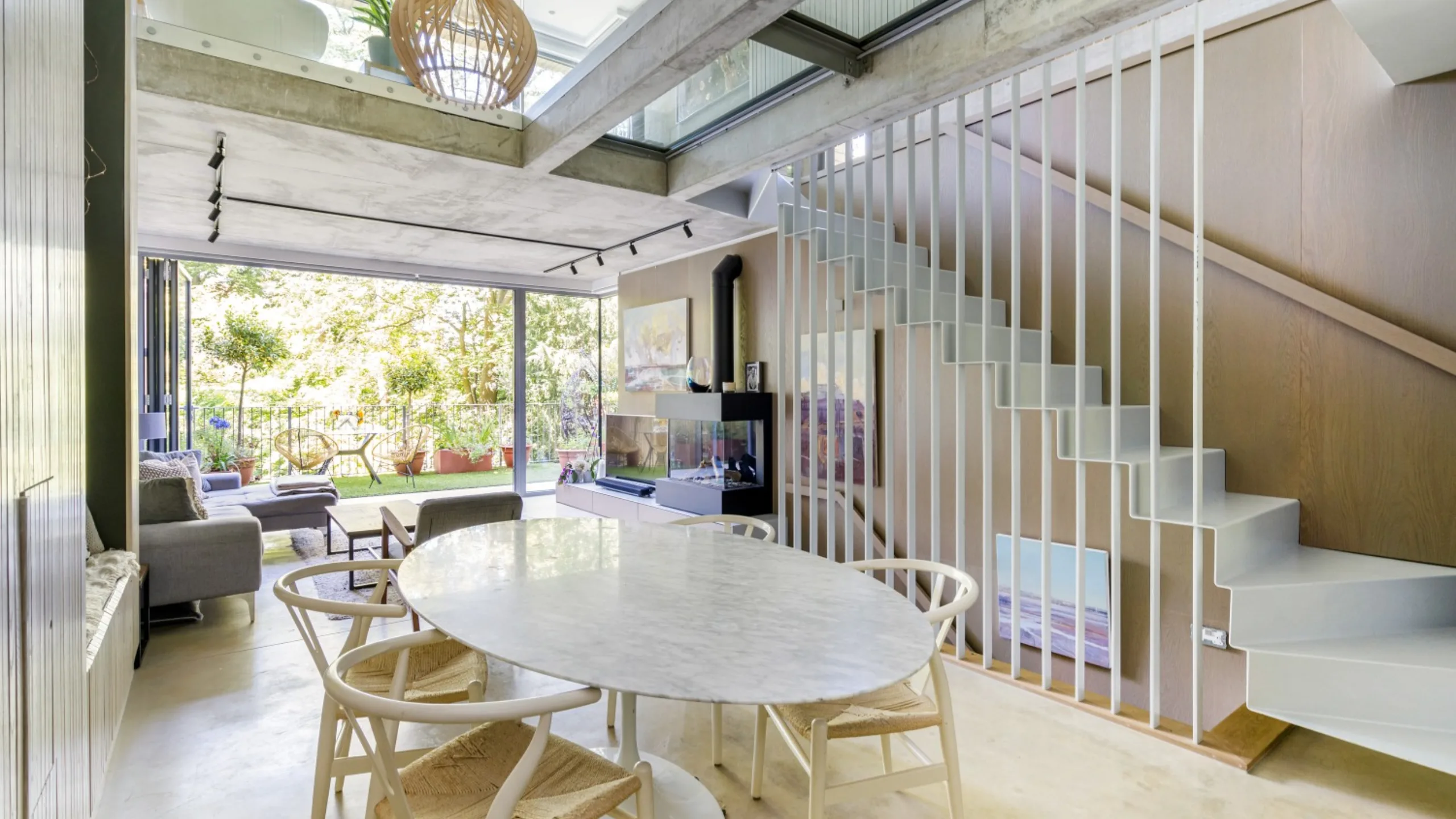 5-bedroom house for rent in Edward Milner Terrace, Fountain Drive, London, SE19