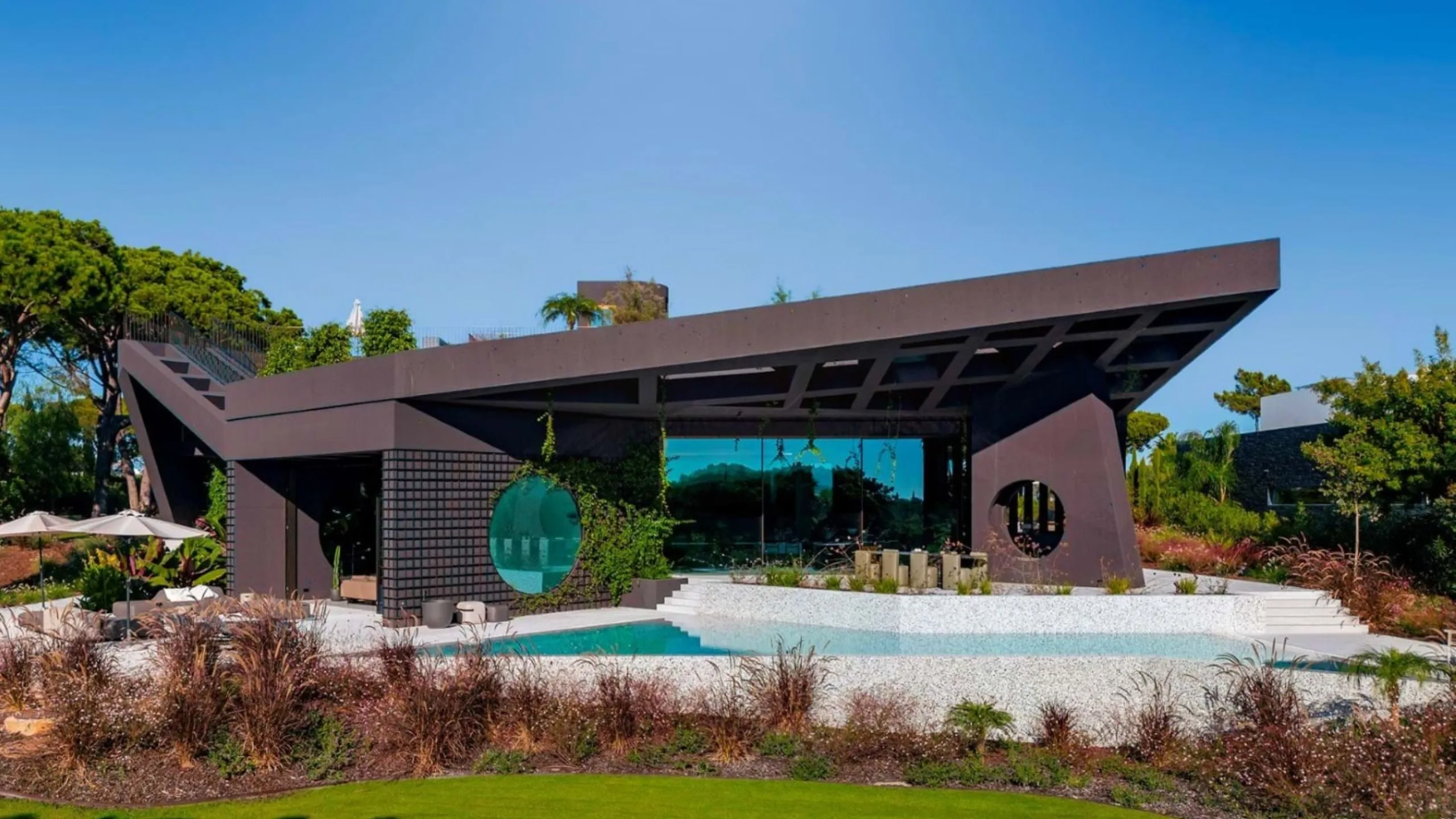 6 bedroom villa for sale in Quinta do Lago, Algarve, Portugal