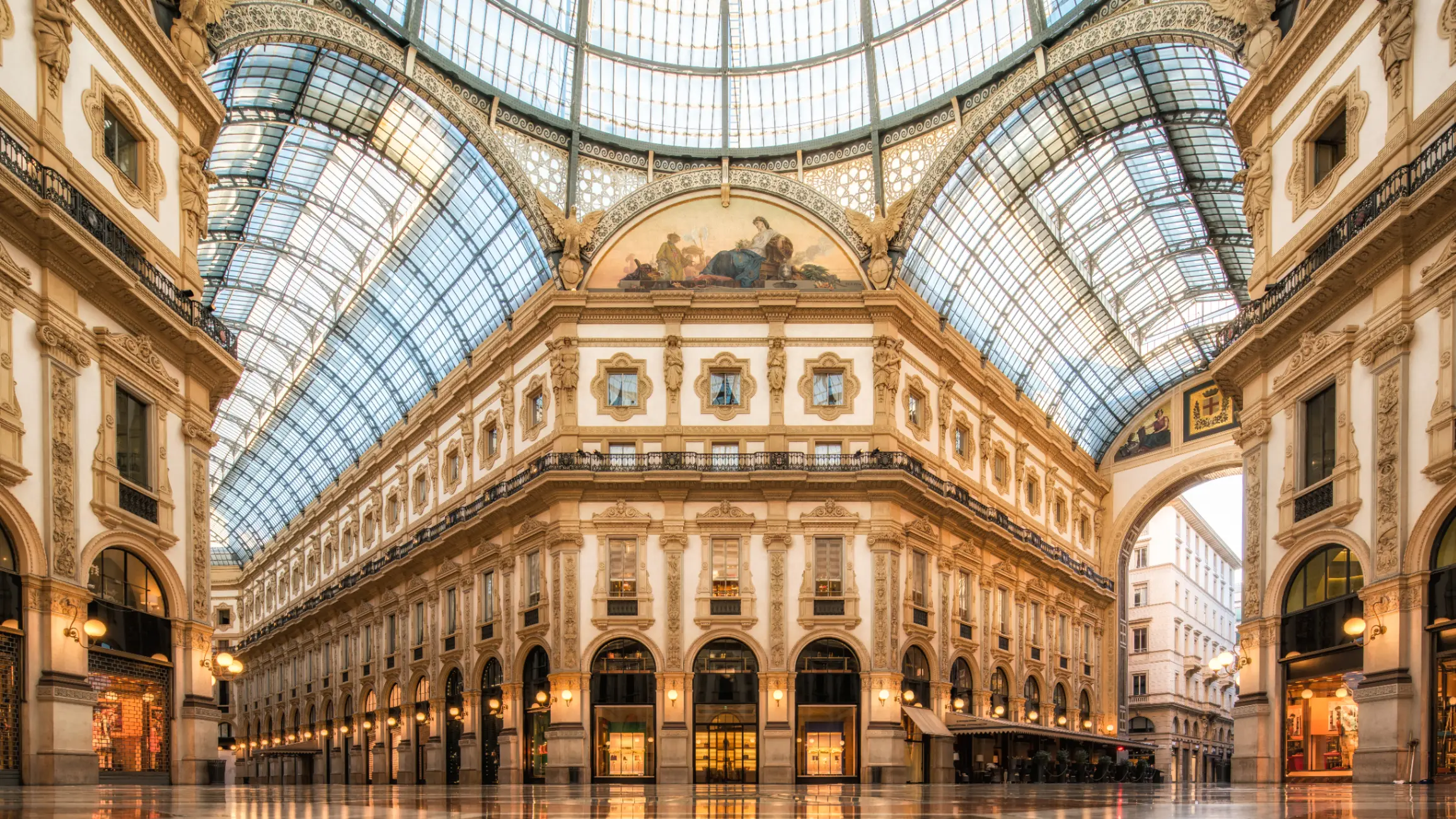 Galleria Vittorio Emanuele II, Milan &copy; JaCZhou