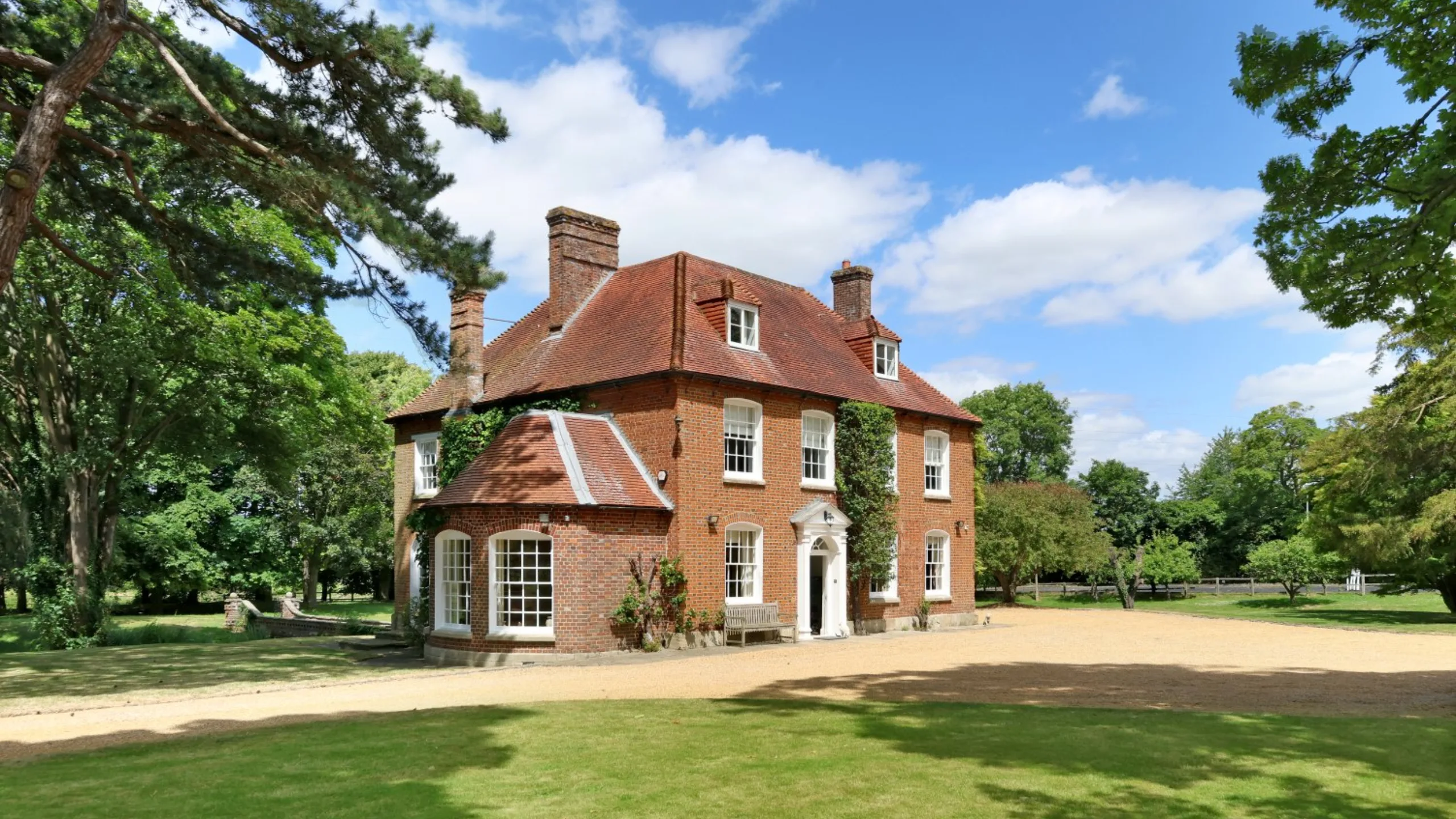 5-6 bedroom house for sale in Copcourt, Oxfordshire, OX9