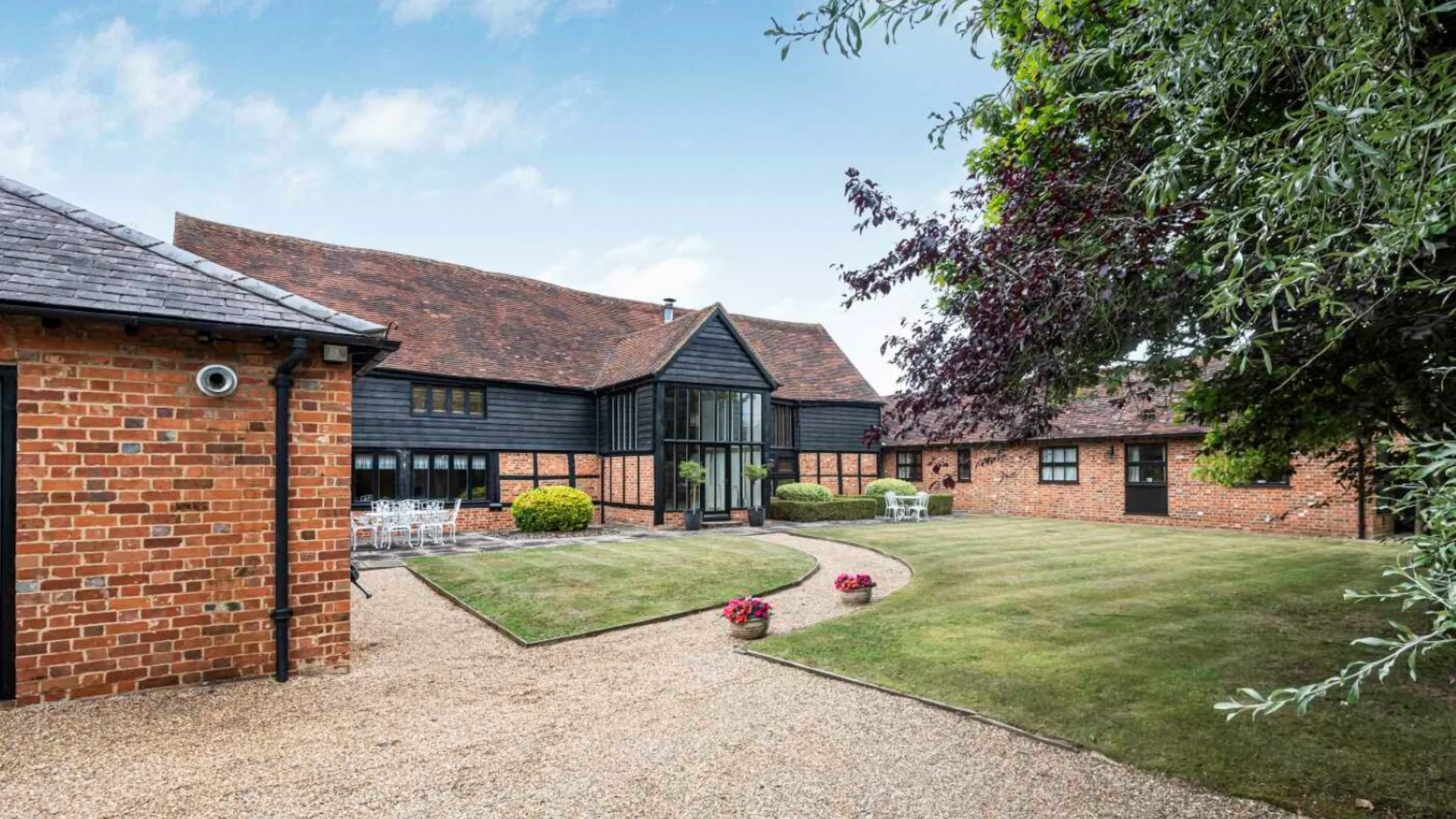 5 bedroom house for sale in Smewins Road