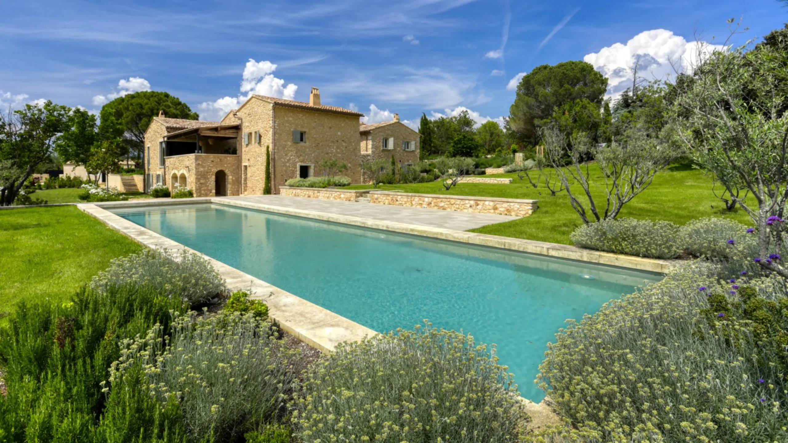 6 bedroom house for sale in Bonnieux