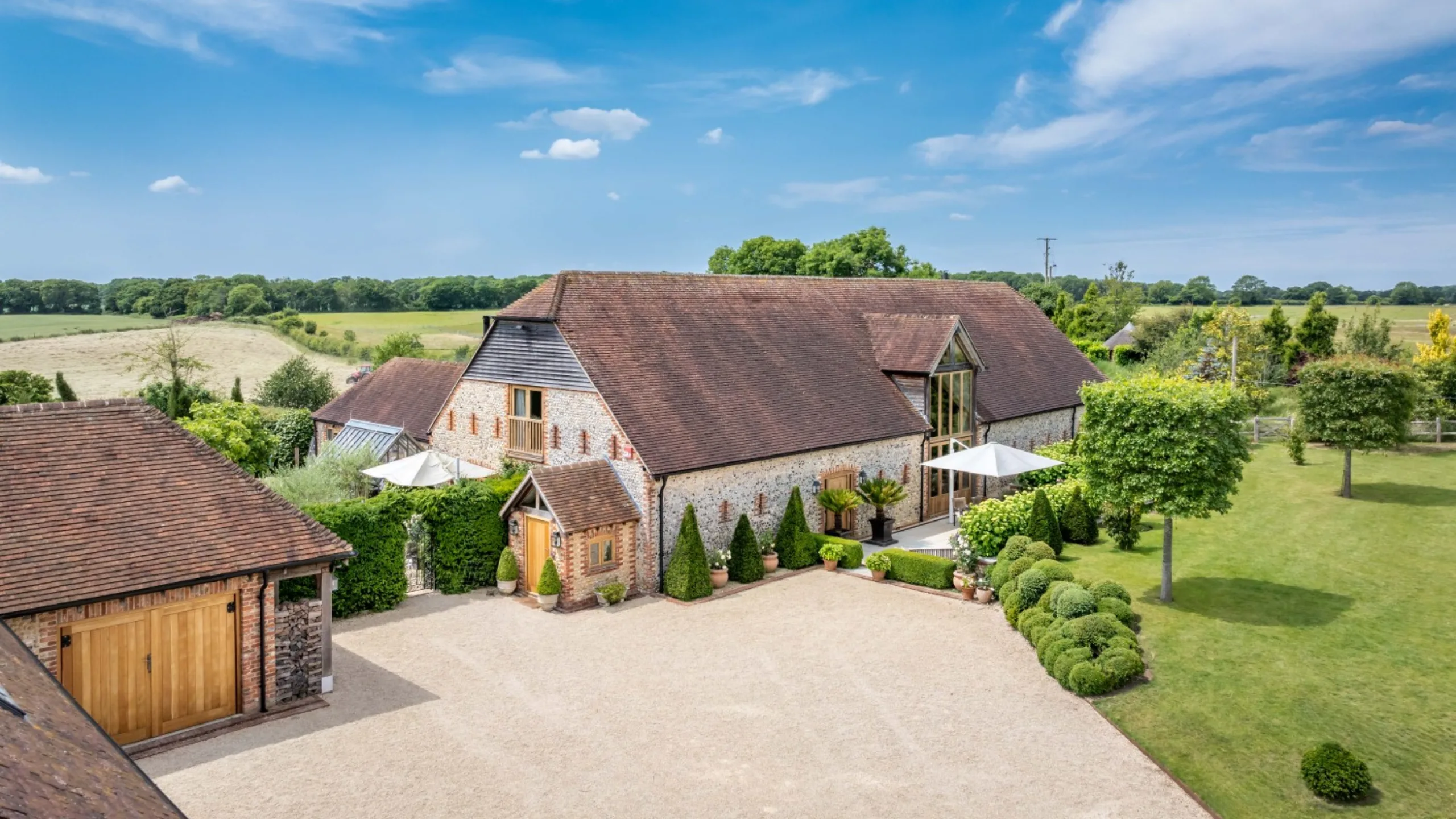 4-5 bedroom house for sale in West Lavant