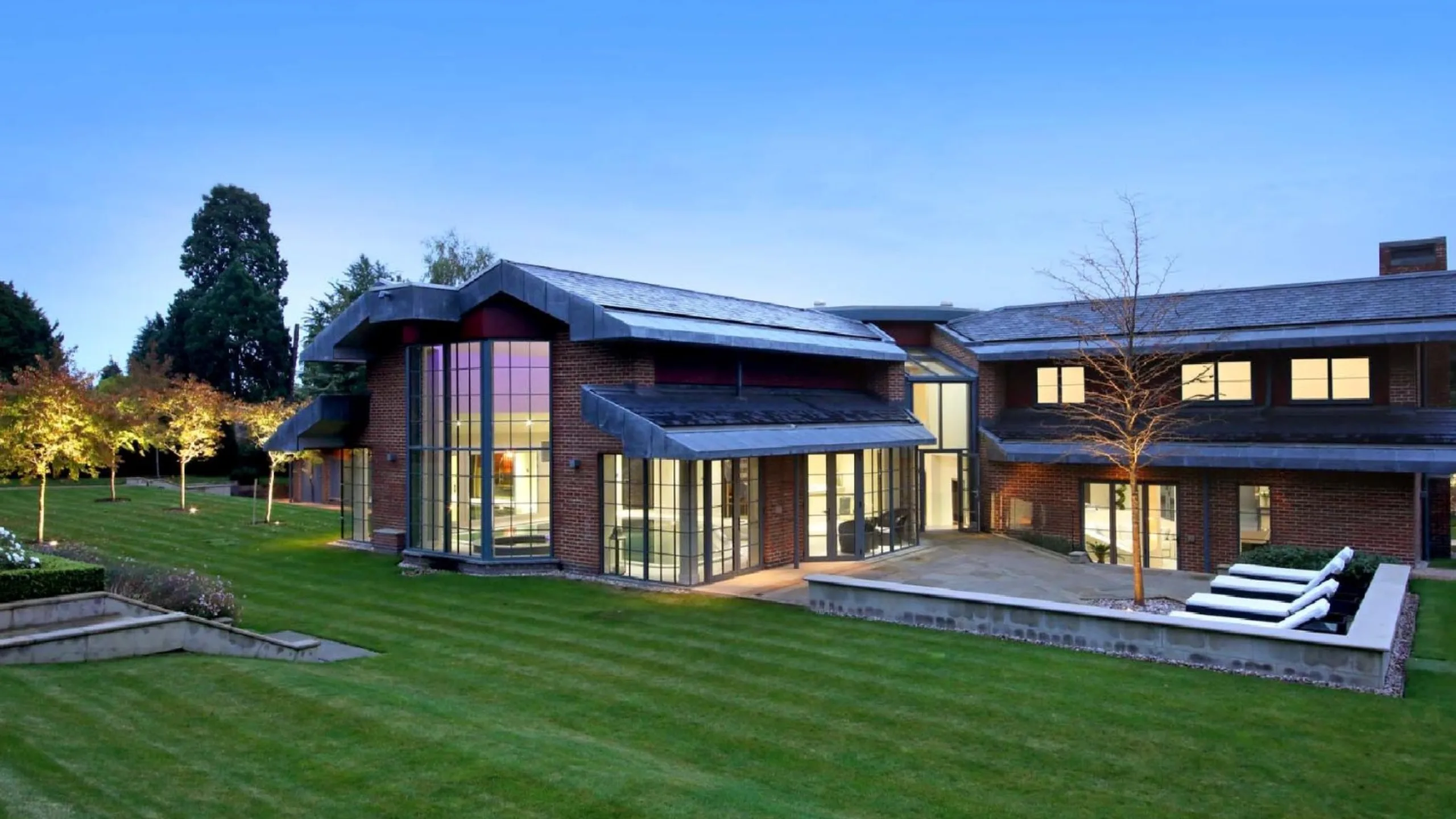 6-bedroom house for rent in Claremont Drive, Esher, Surrey, KT10