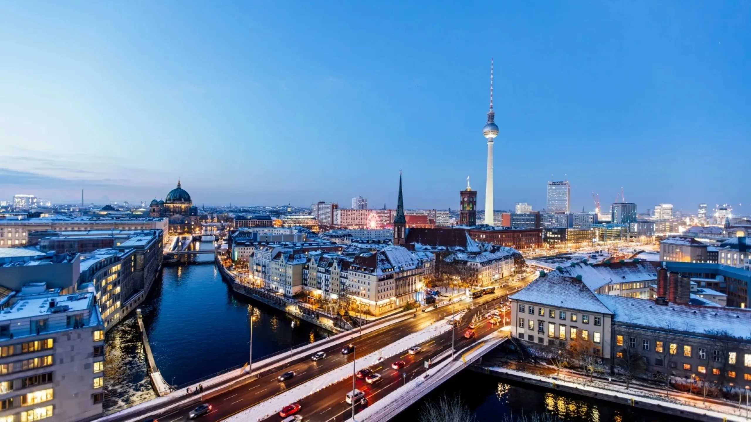 Aerial view of Berlin [Alexander Spatari via Getty Images)