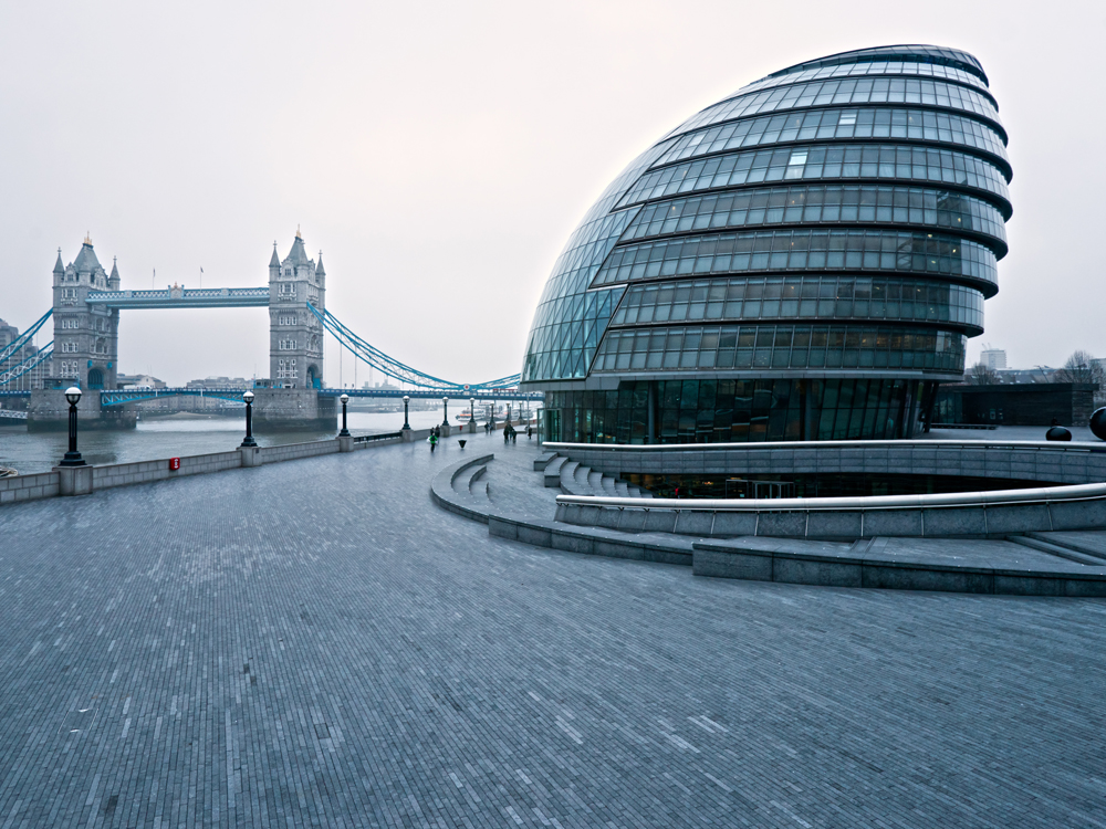 Government ends London rent control speculation