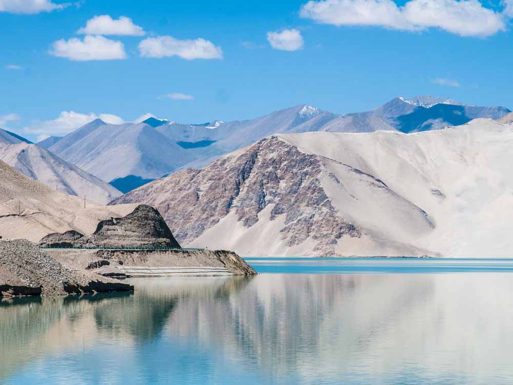 Image of Why the global ski industry is looking to the east