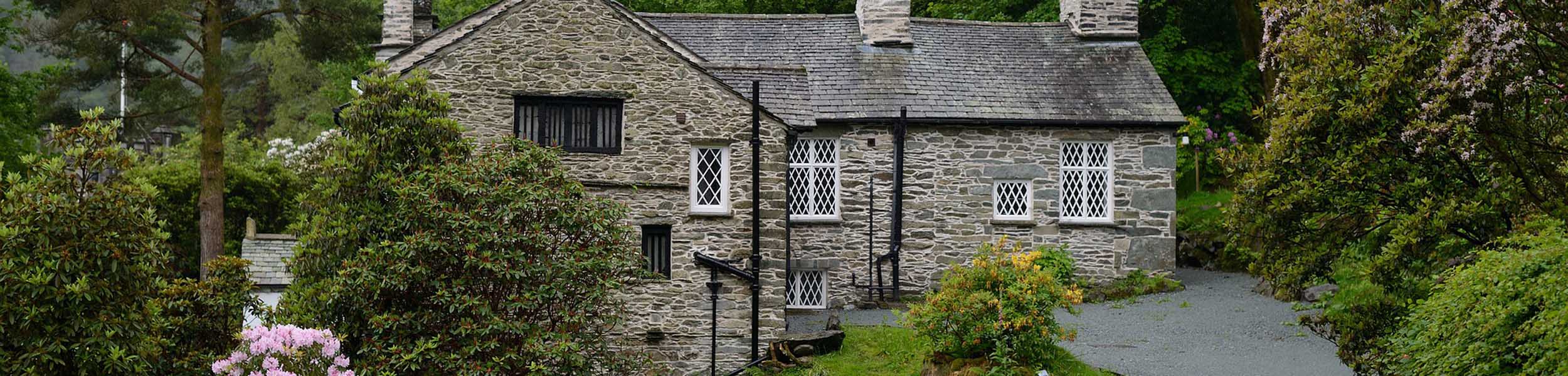 UK house price expectations cool as cost of living squeeze tightens