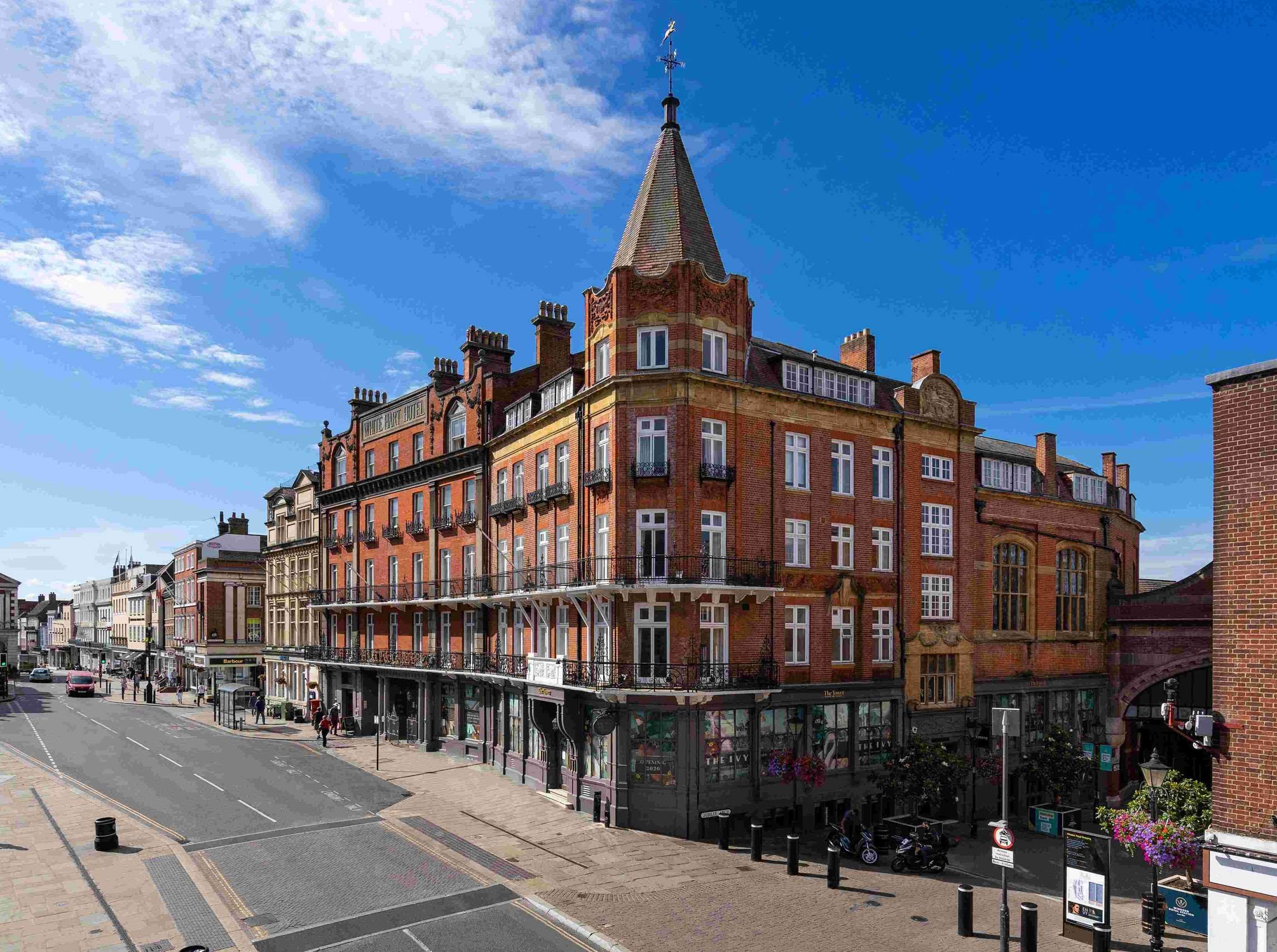 Image of Three-fold annual rise in 2024 hotel investment, to £6.3 bn