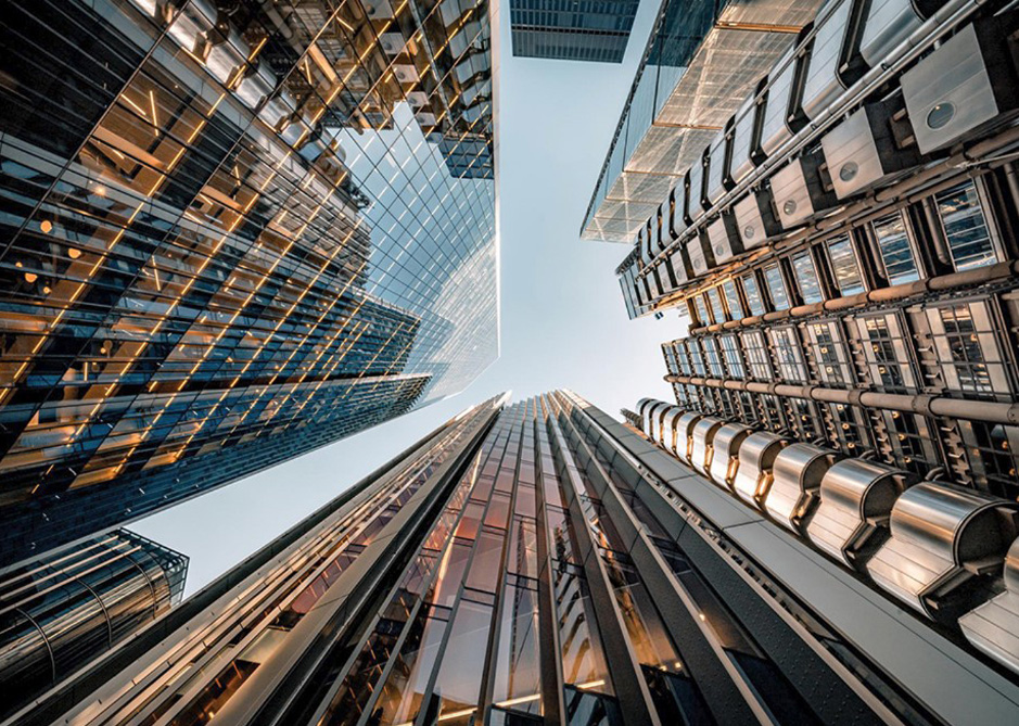 Image of Leading in the age of volatility