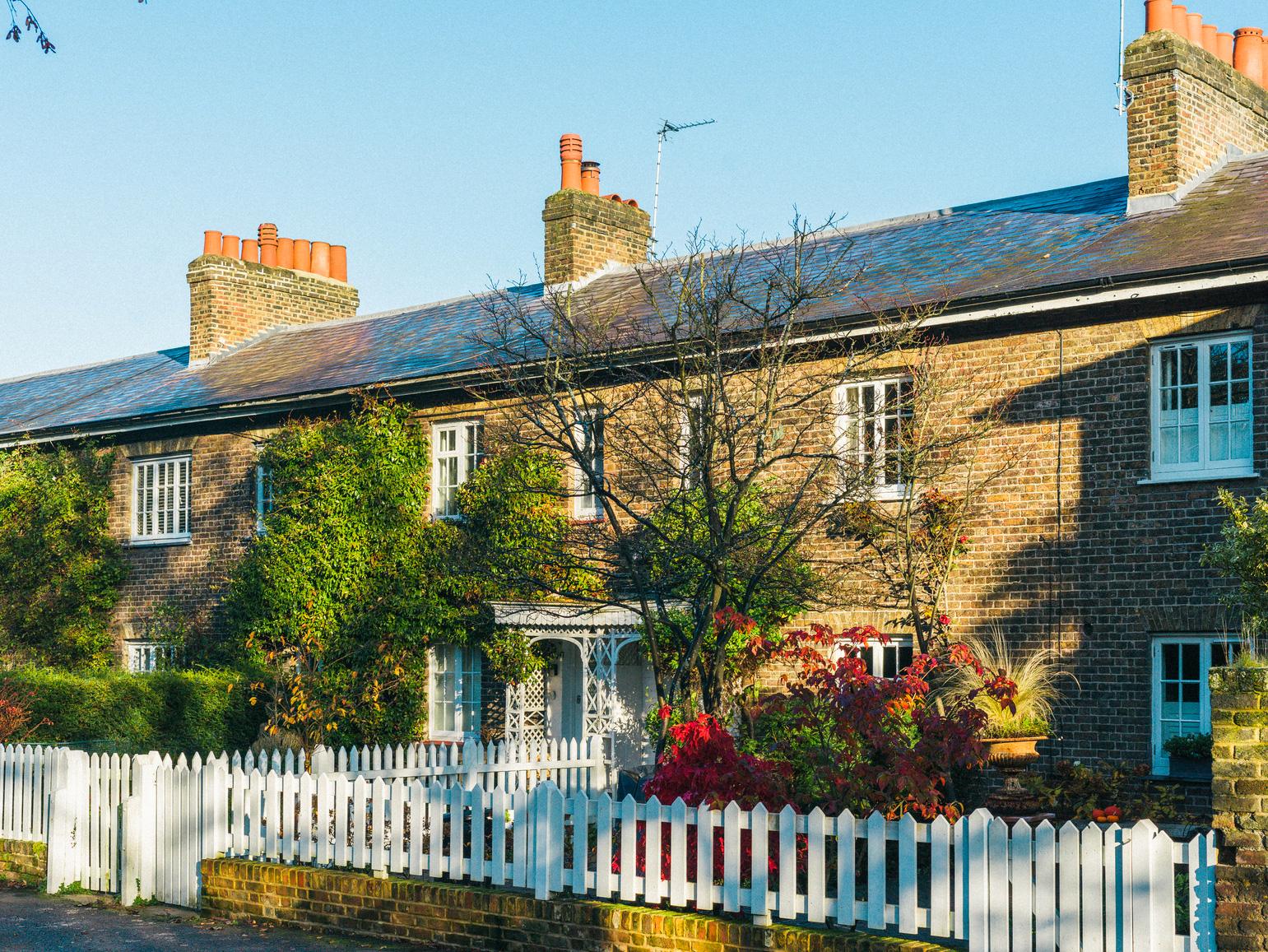 Image of Tentative Stability in UK Housing Market as Spring Approaches