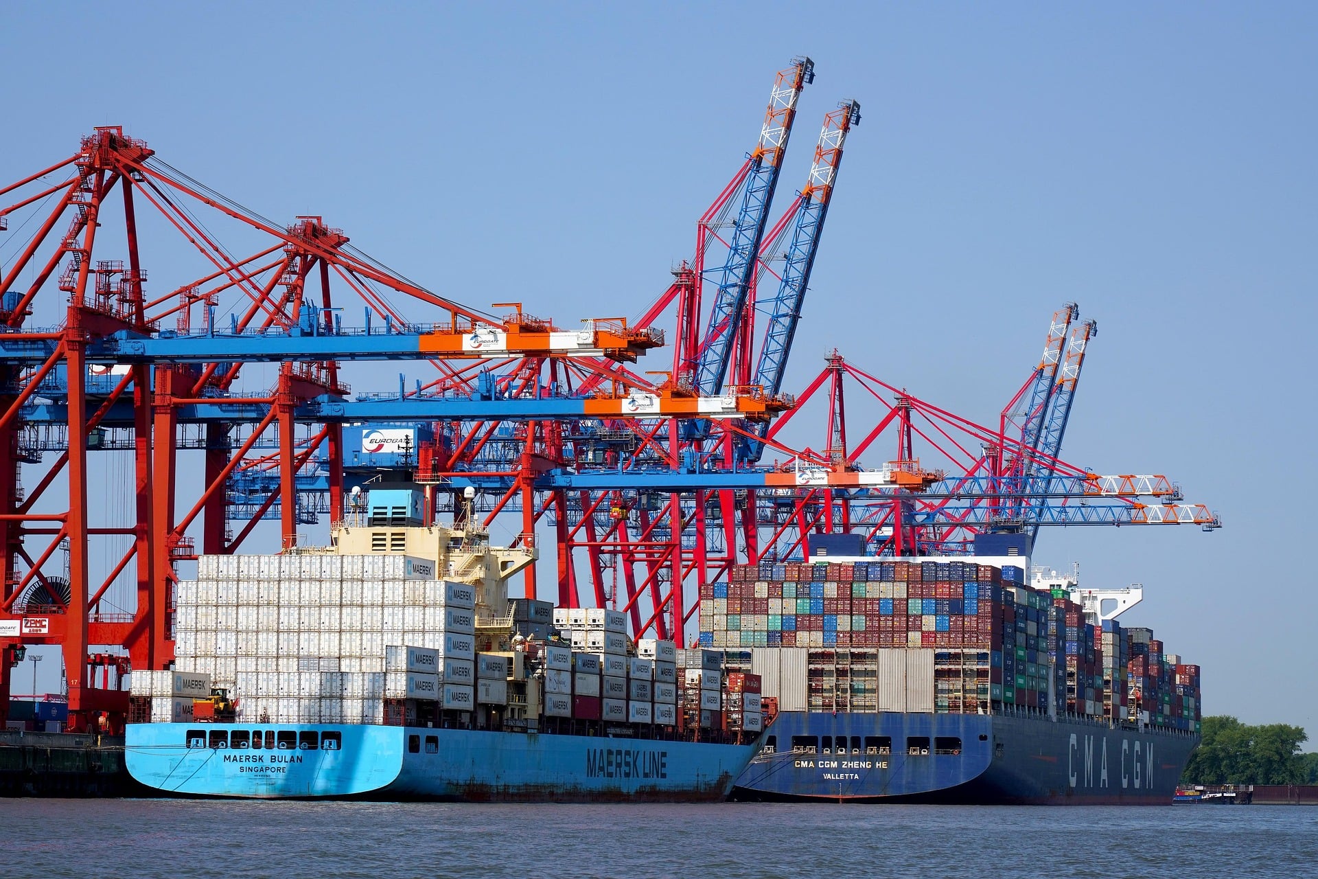 Image of UK investment market overview: Investment Activity Holds Amid Volatility - Q2 2026