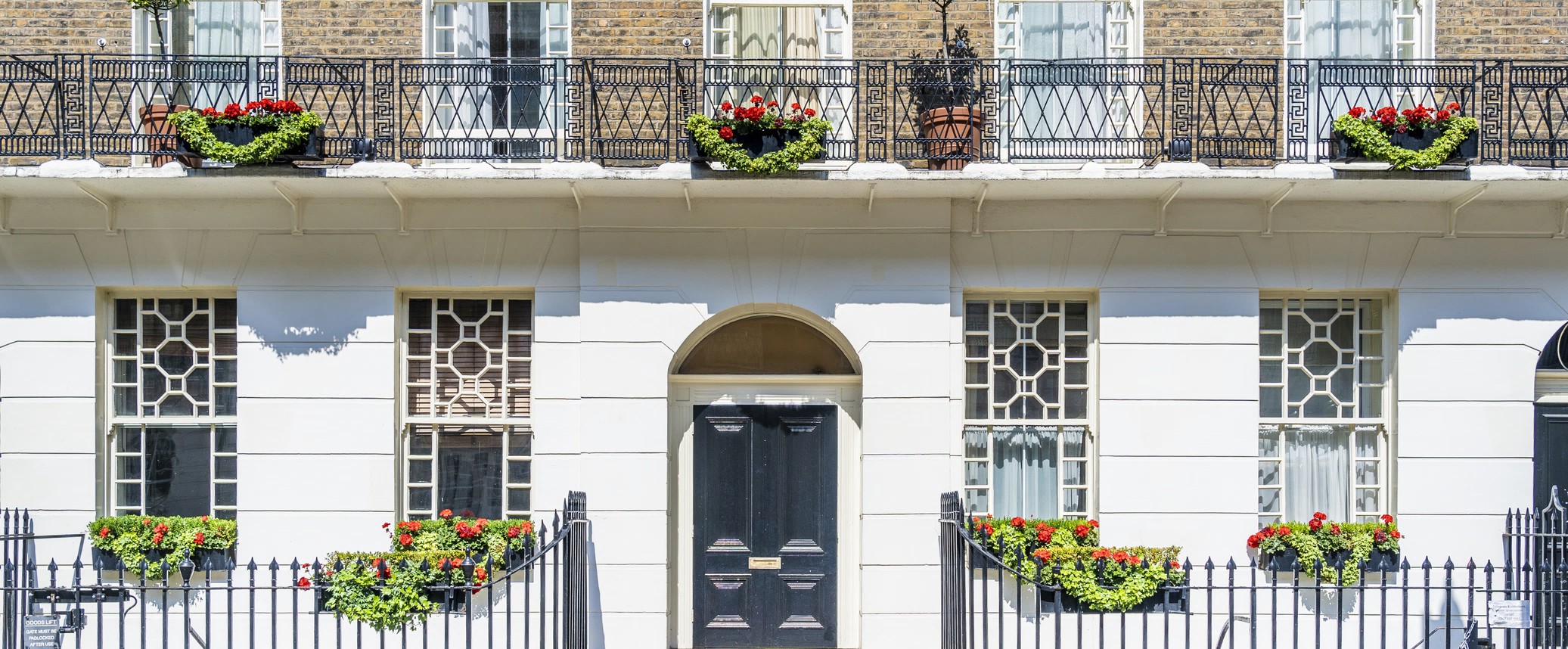 Prime London Transactions Rise as Budget Headlines Recede