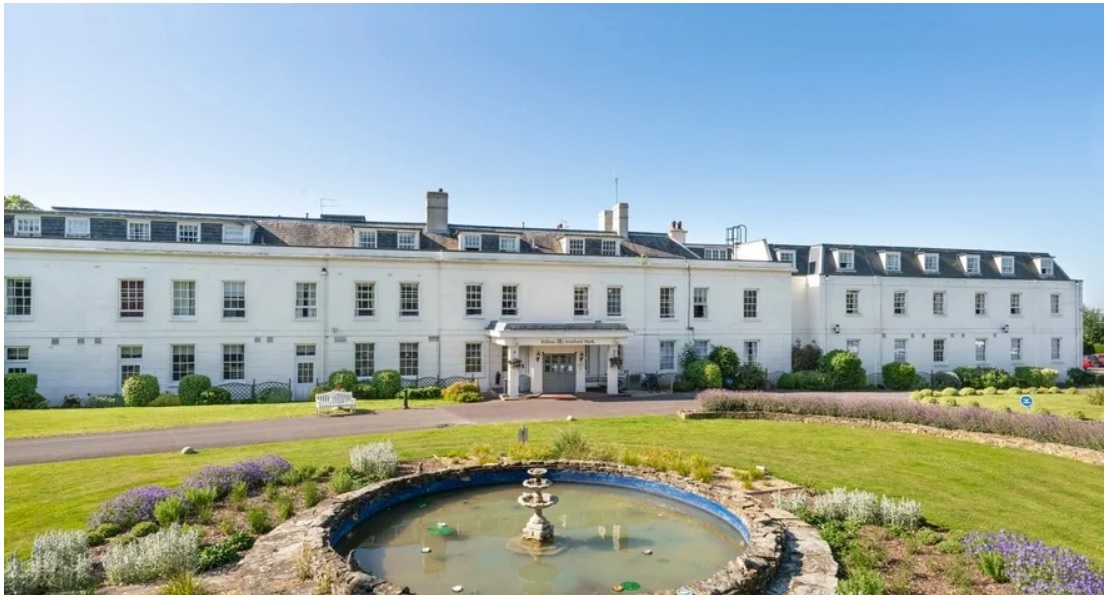 60 Second Property Digest  – UK hotel investment set to rebound in 2023