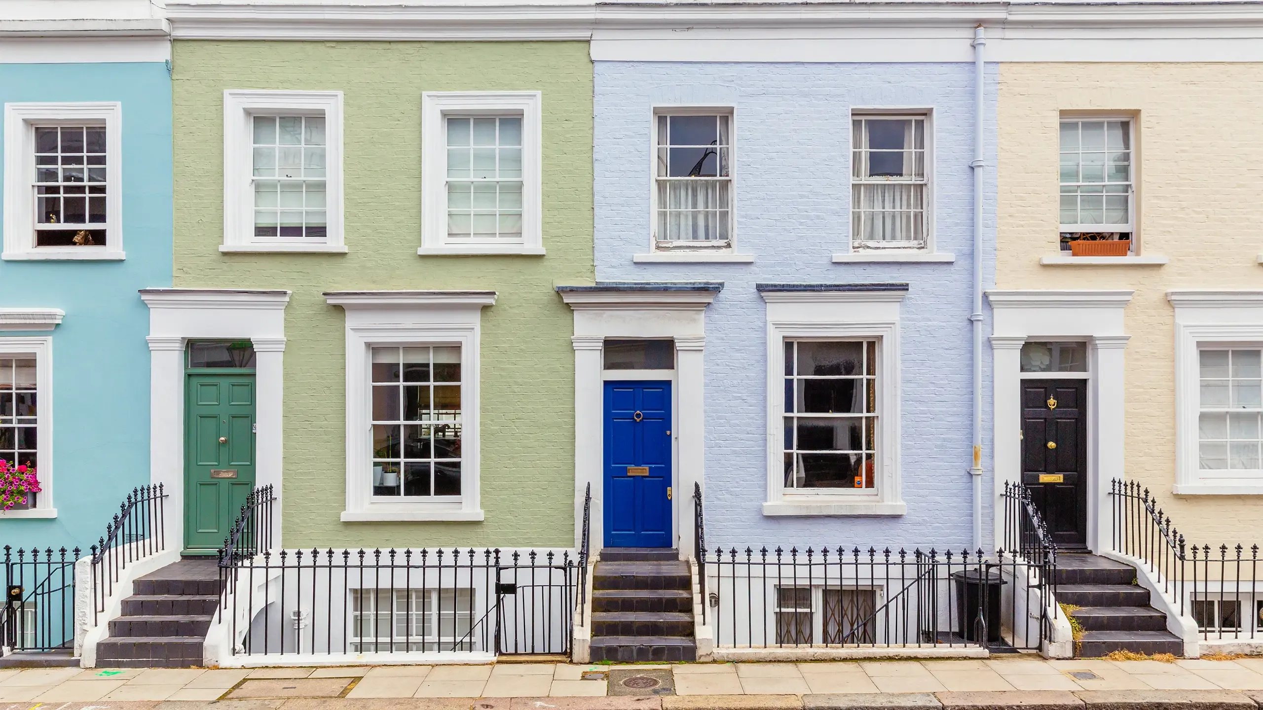 Multi-colored townhouses in Notting Hill, London, UK