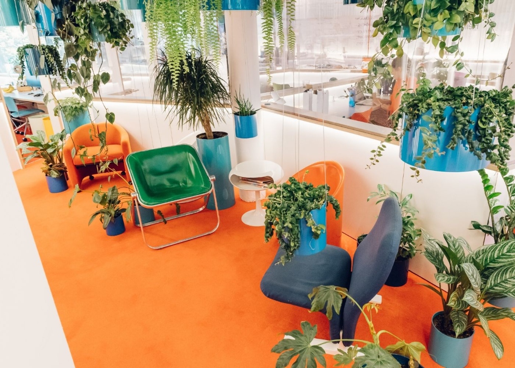 Second Home’s hundreds of plants don’t just give you an insta-worthy desk, they fill your day with the benefits of biophilic design, from happiness to health.