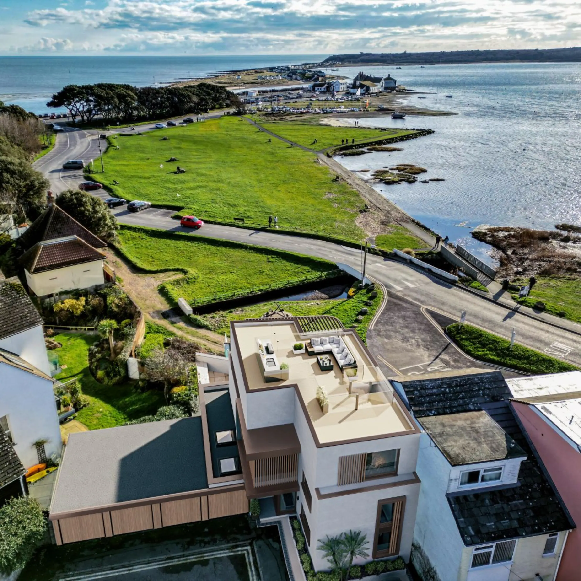 Contemporary waterfront living on the South Coast