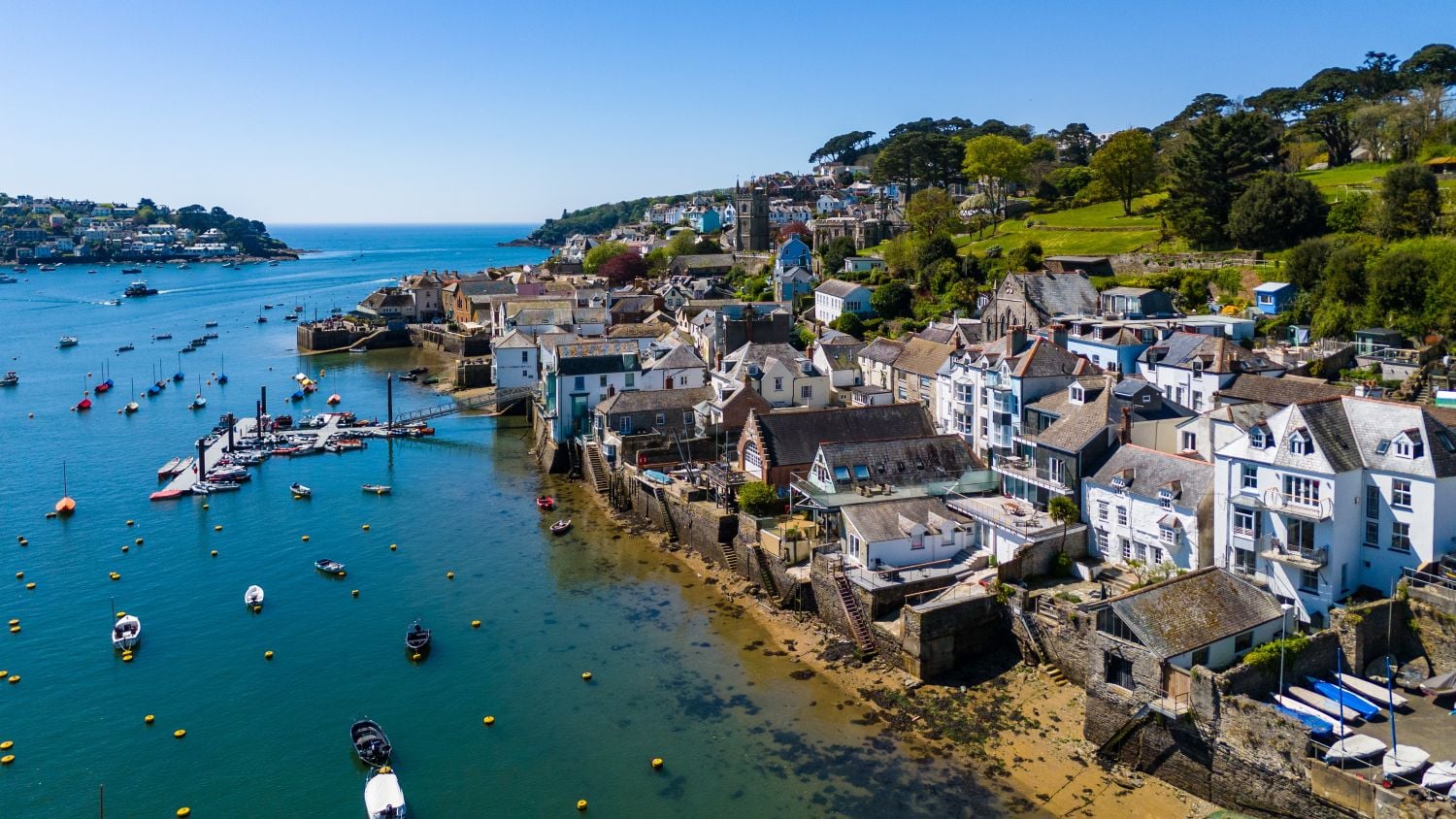 Fowey in Cornwall &copy; Deejpilot