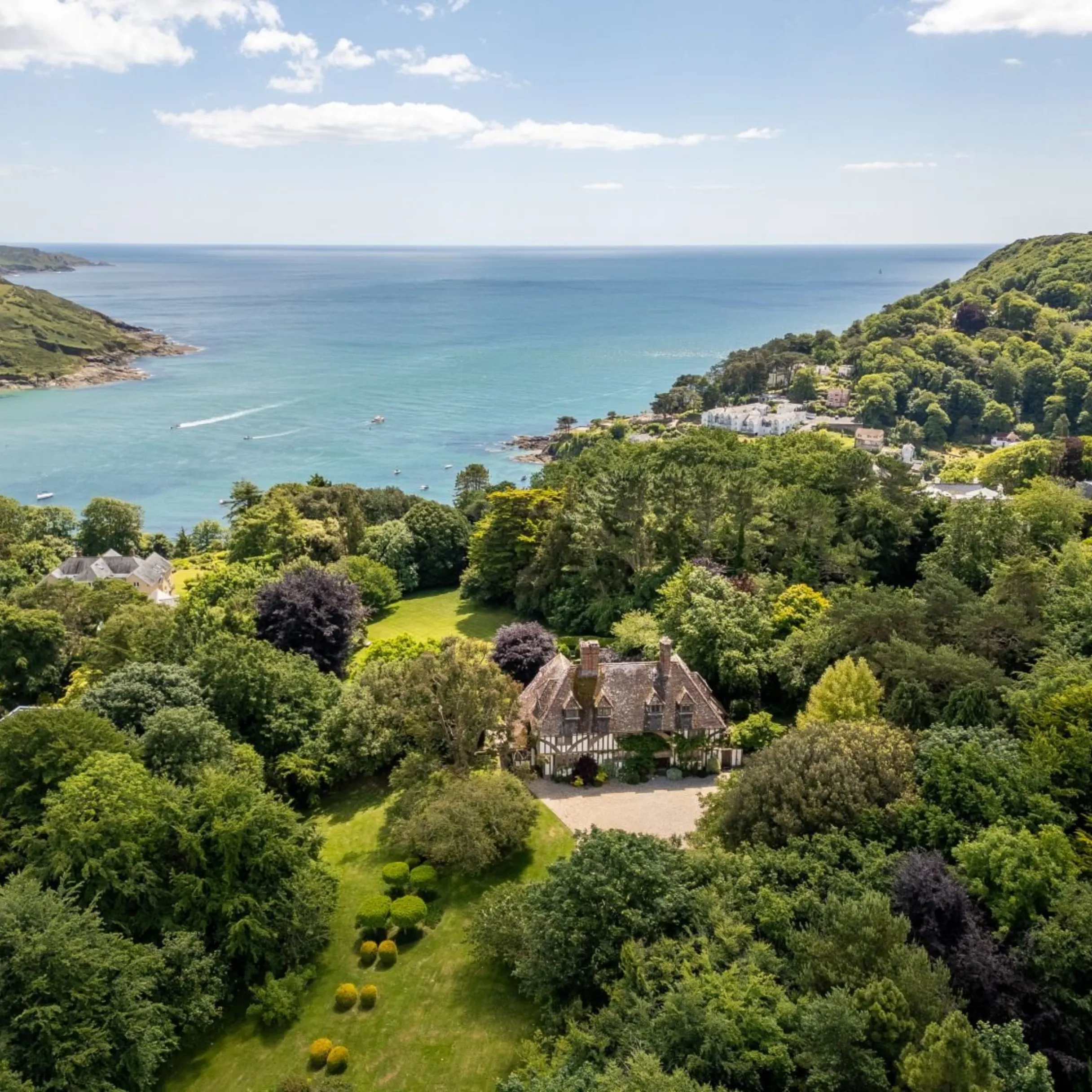 Expert tips for selling your waterfront property