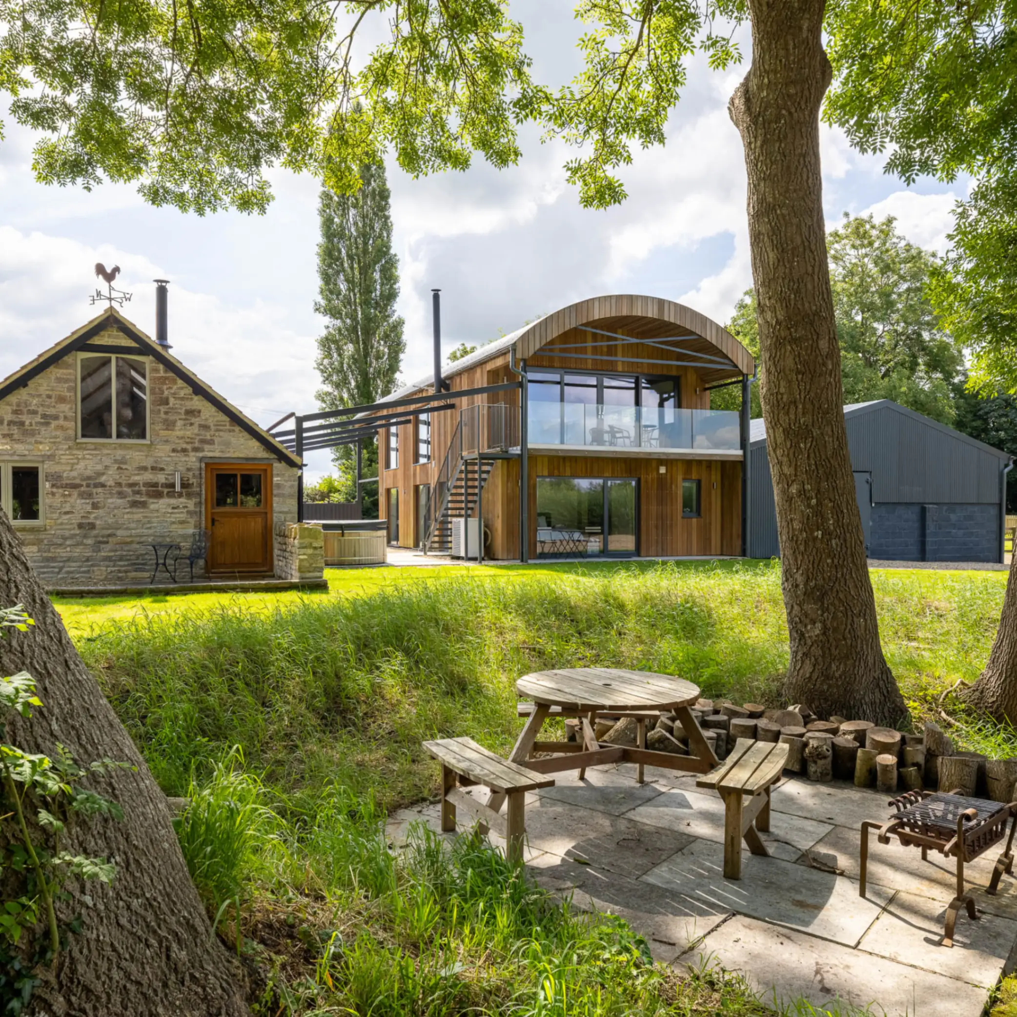 Image of Extraordinary houses with income potential