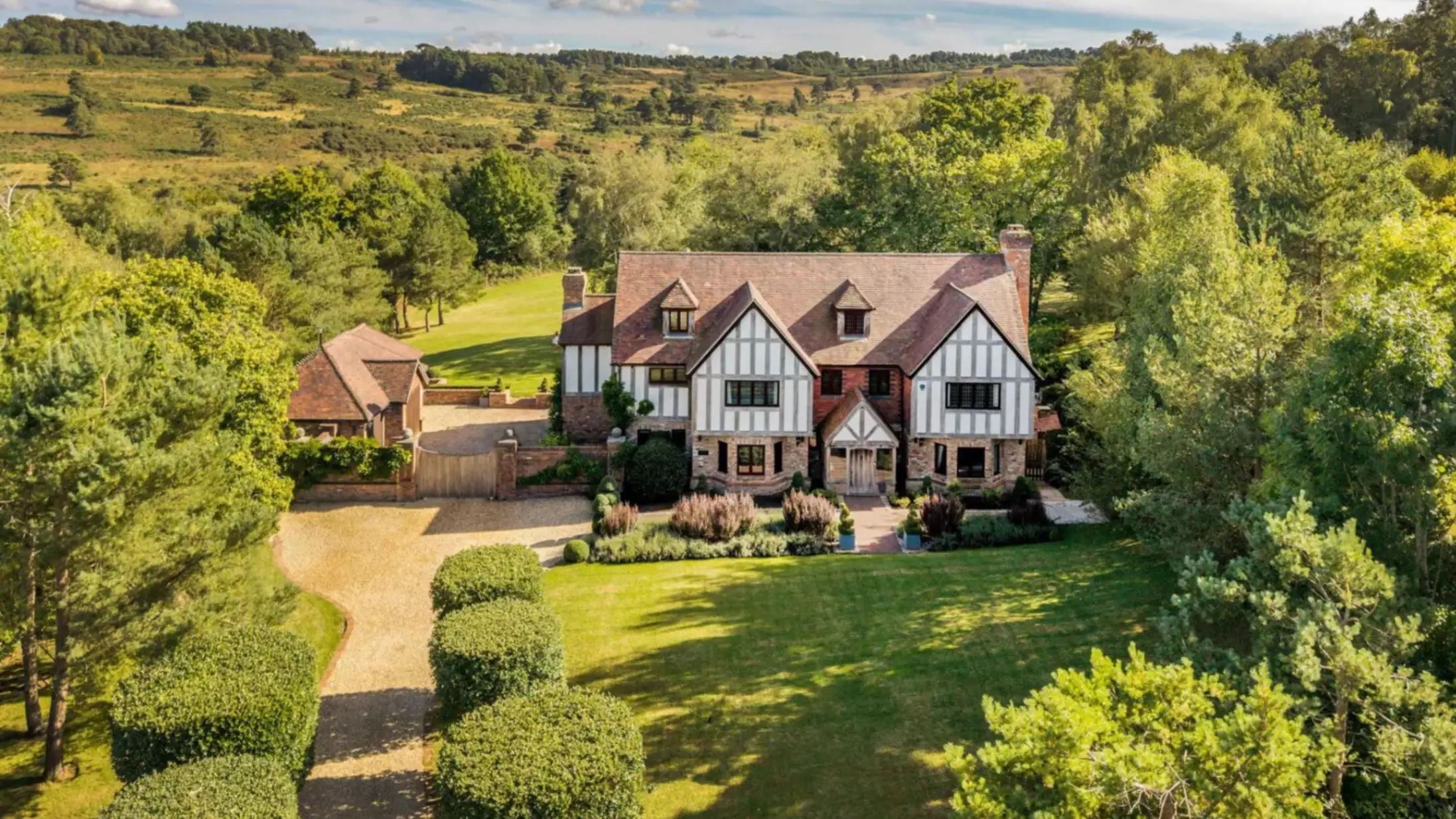 Wren's Warren Hartfield