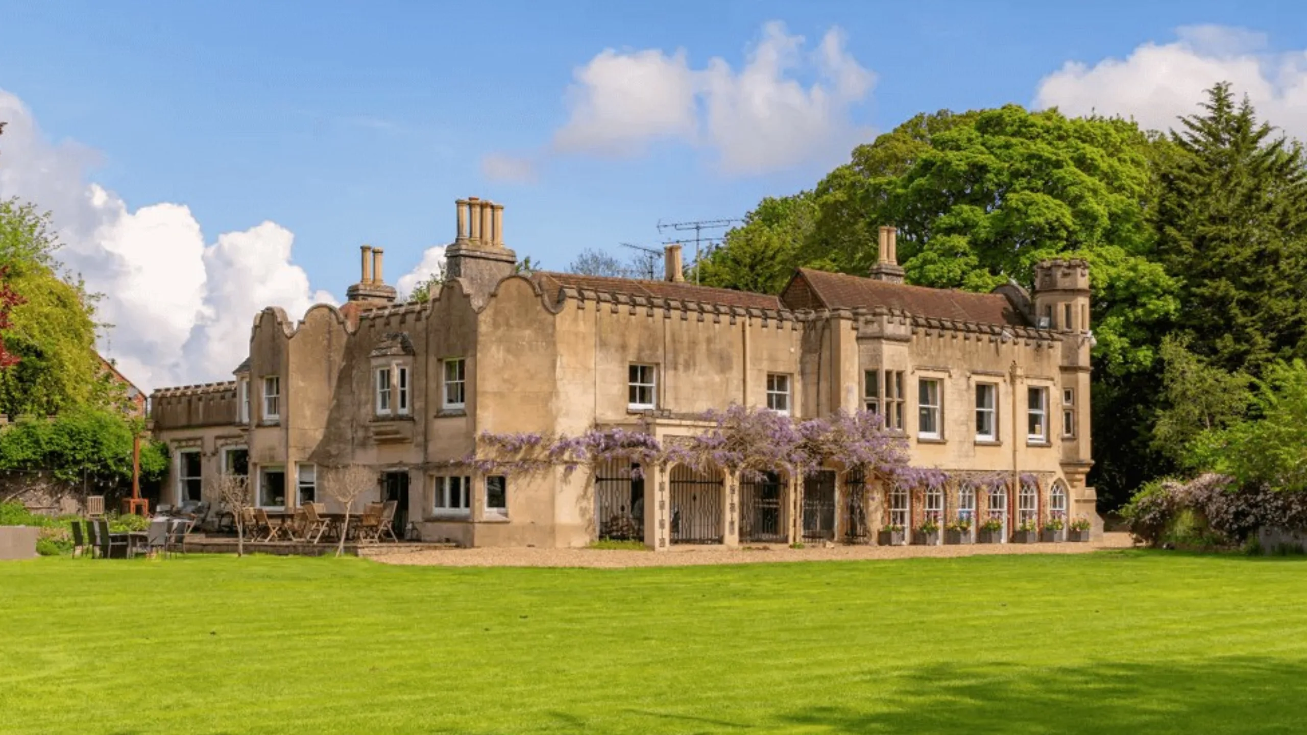 Princes Risborough property exterior