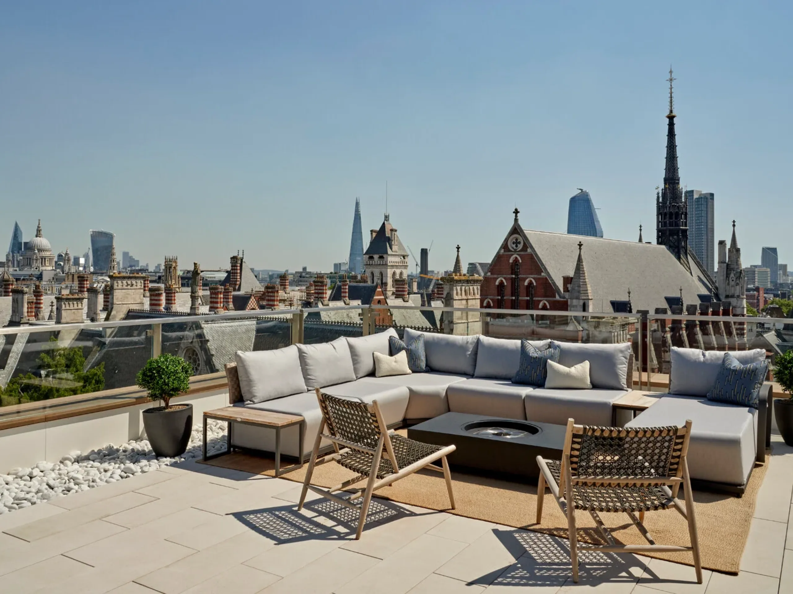 Image of Transform your garden: design your perfect outdoor living space