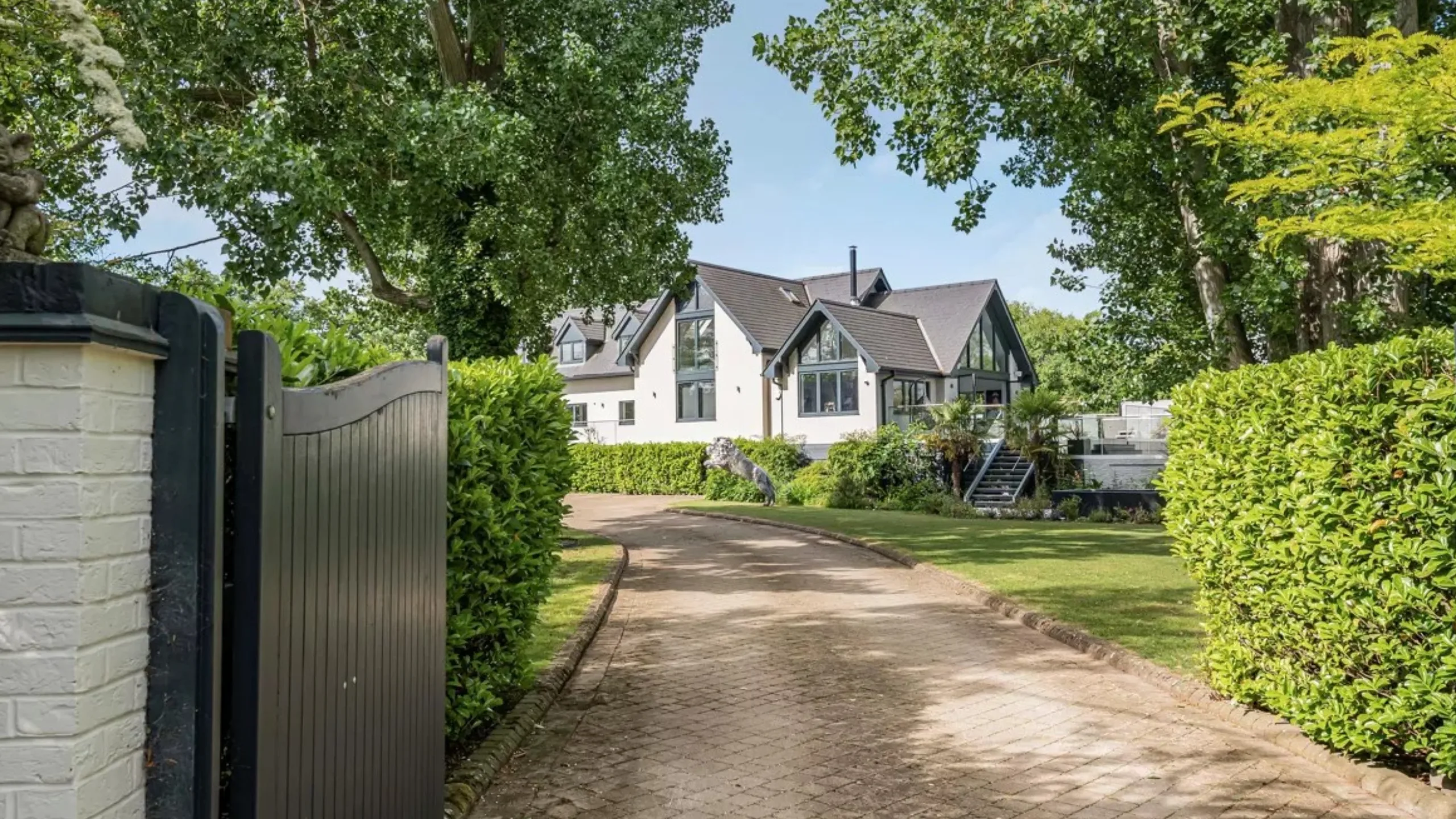 Riverside retreat near Reading