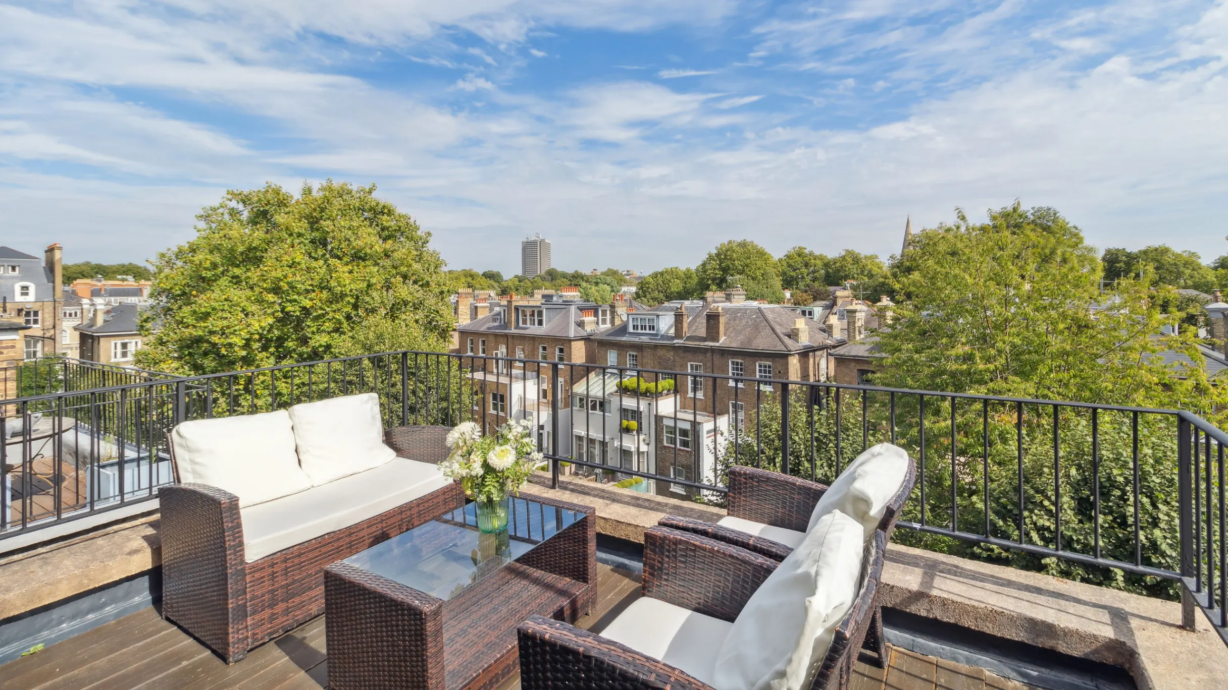 2 bedroom flat for rent in Harcourt Terrace, London SW10