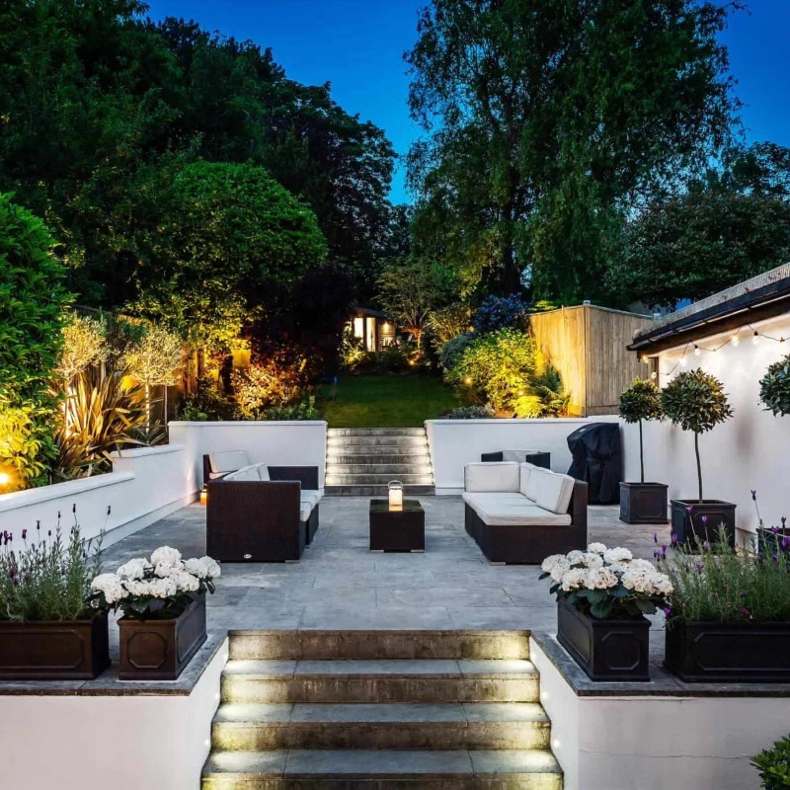 Step outside: homes with al fresco social spaces