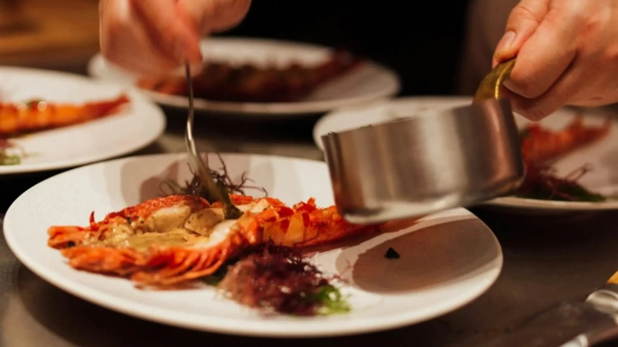 Plate of food depicting Mediterranean diet 