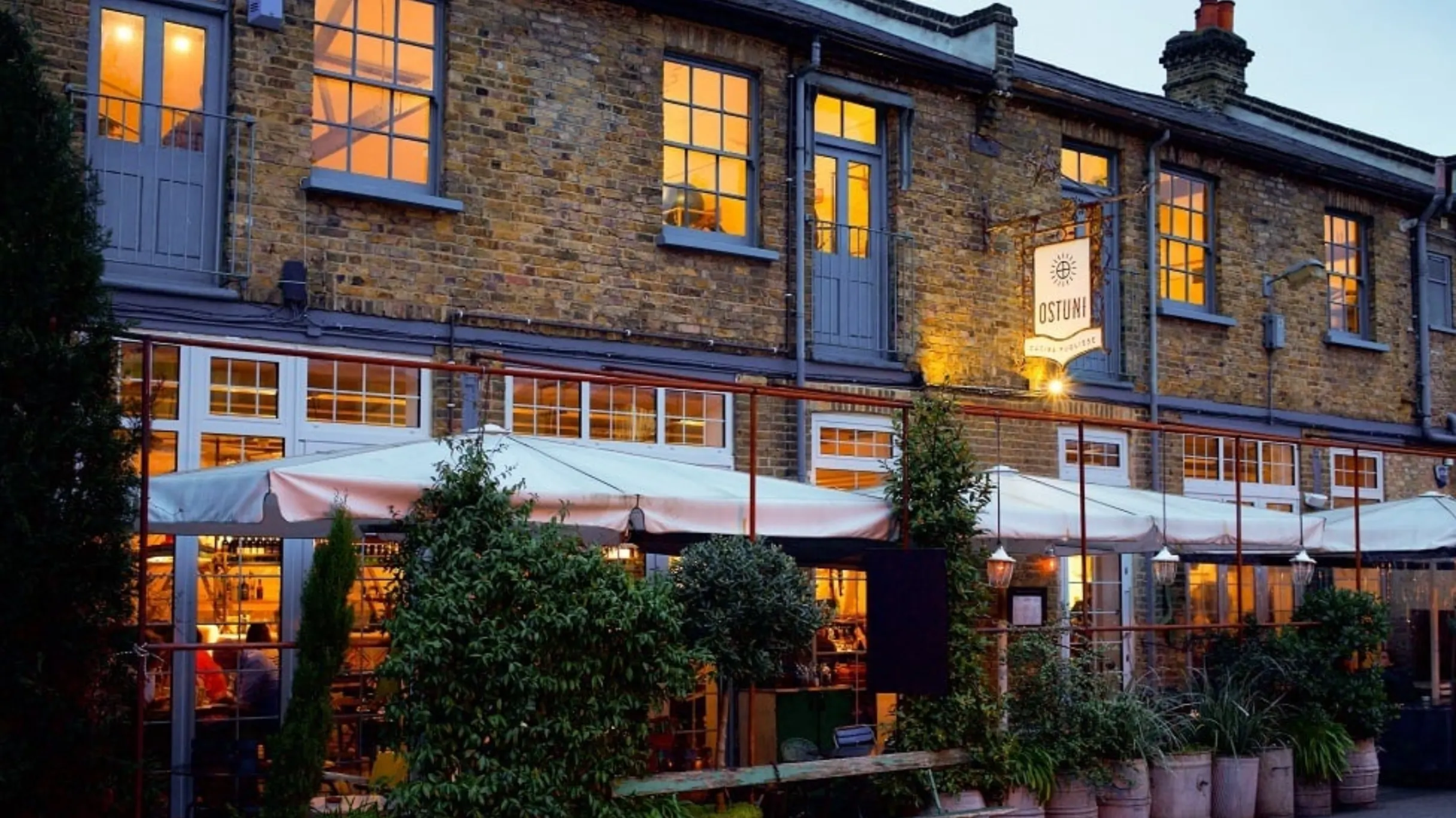 Queens' Park restaurant