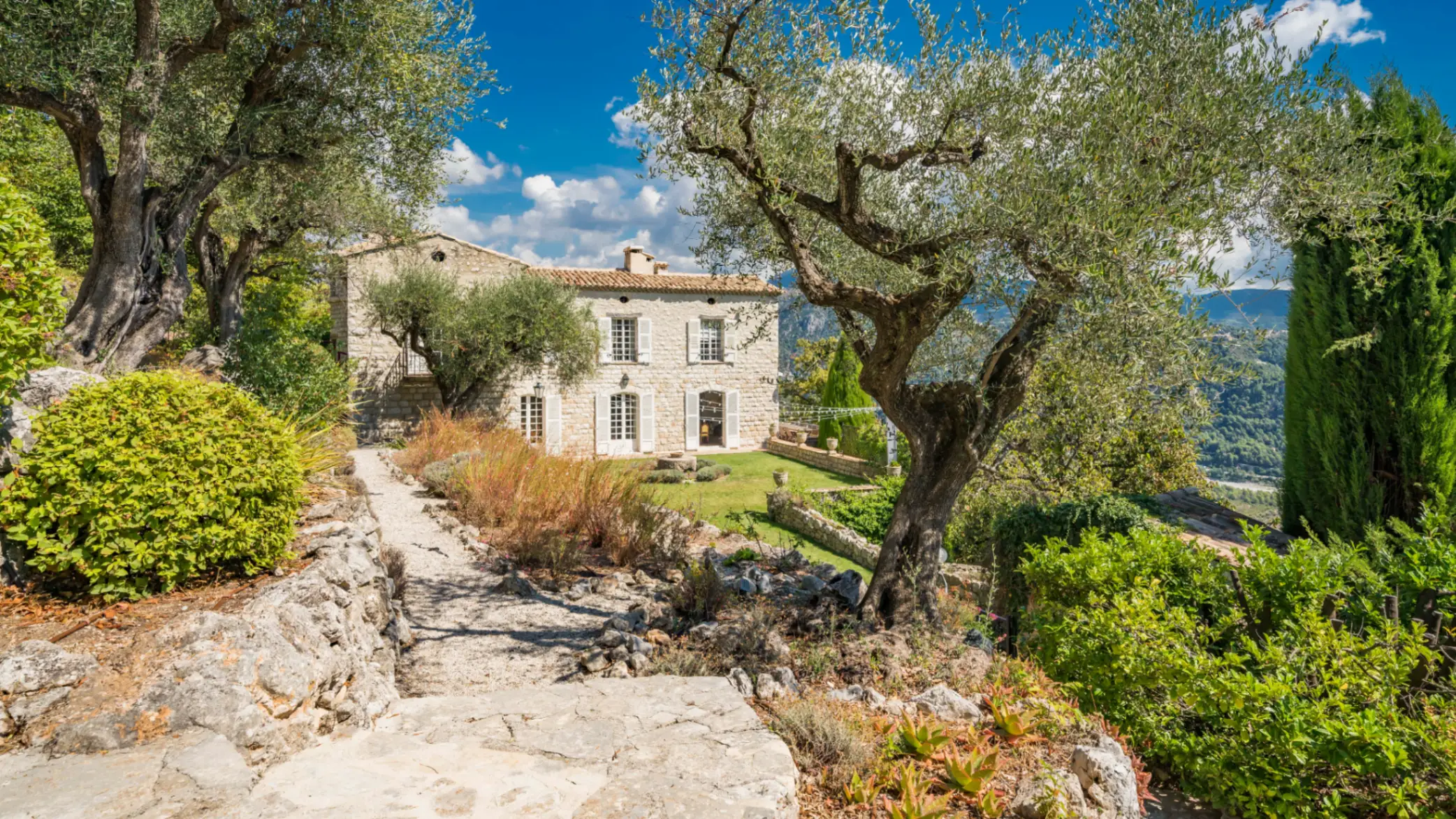 Venteu's next auction will be of this exceptional Ch&acirc;teau in the South of France, taking place on May 6th 2026 at 16:00 CET