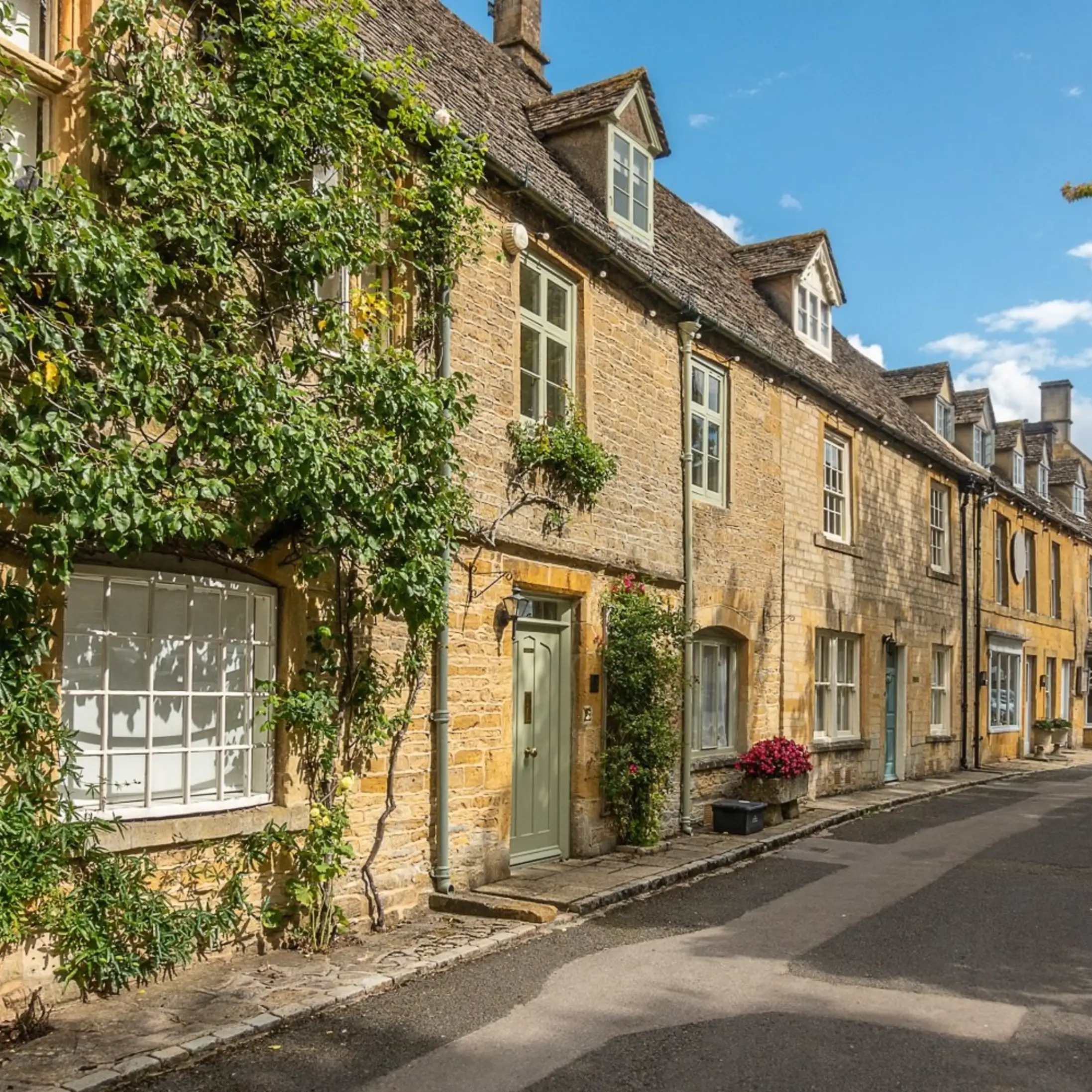 Our guide to the charming Cotswold town, Stow-on-the-Wold