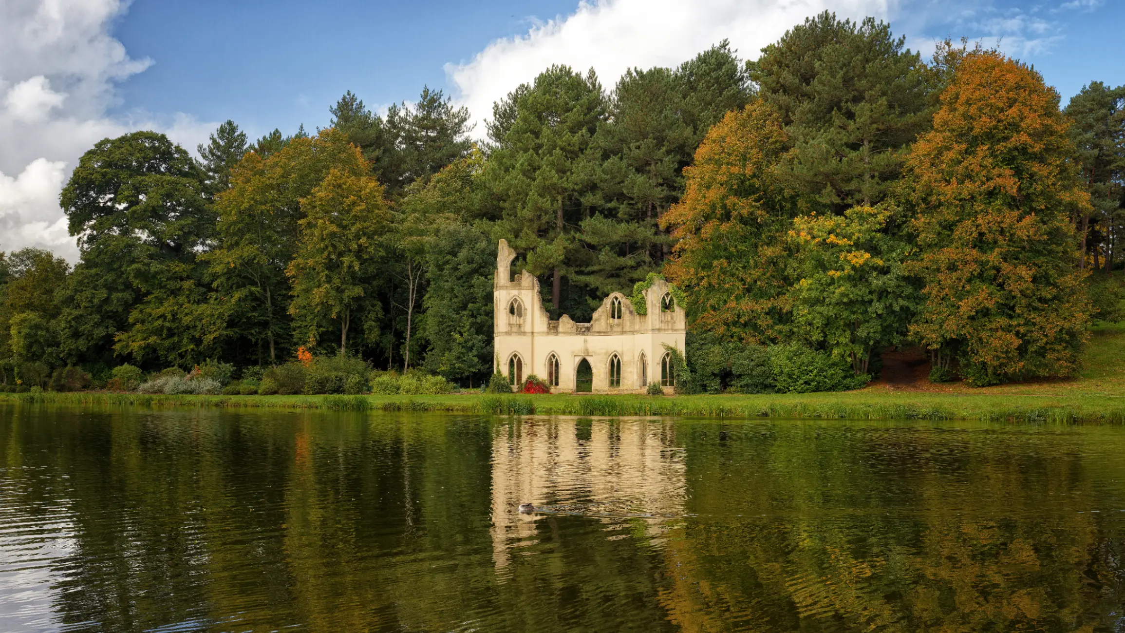 Painshill Park in Cobham &copy; John Gilham / Getty Images